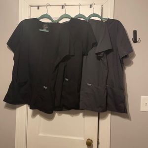 Cherokee workwear revolution XL Women’s scrub top gray and black